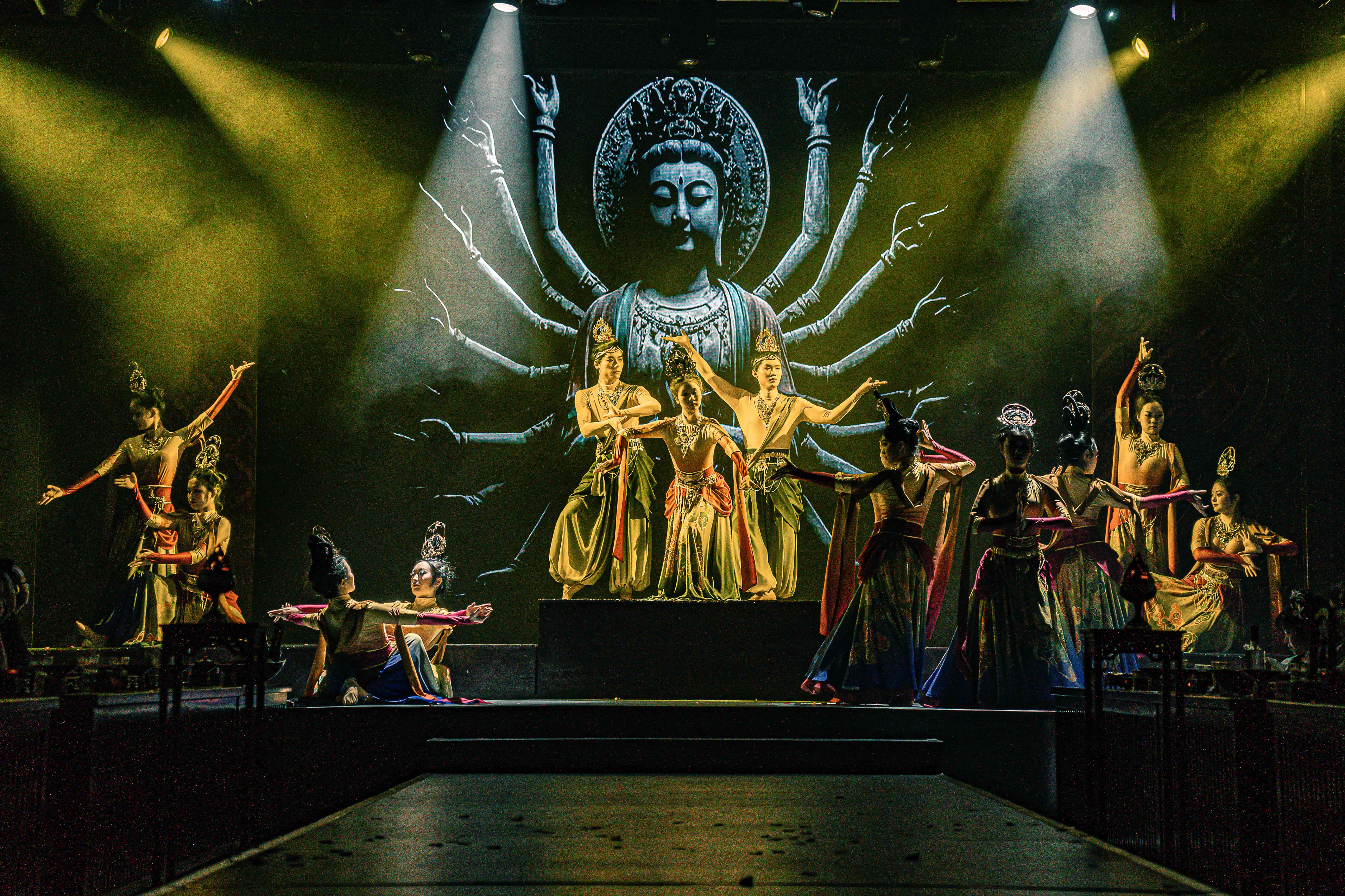 Immersive Ba Kingdom Show at Liyan Baguo
